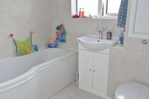 BATHROOM- click for photo gallery